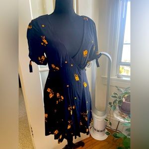 MinkPink Dress from Revolve - Size XS - black & gold